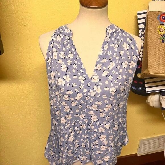 NWOT Sleeveless Hi/Low Flowered Top #YC19 - Picture 8 of 8
